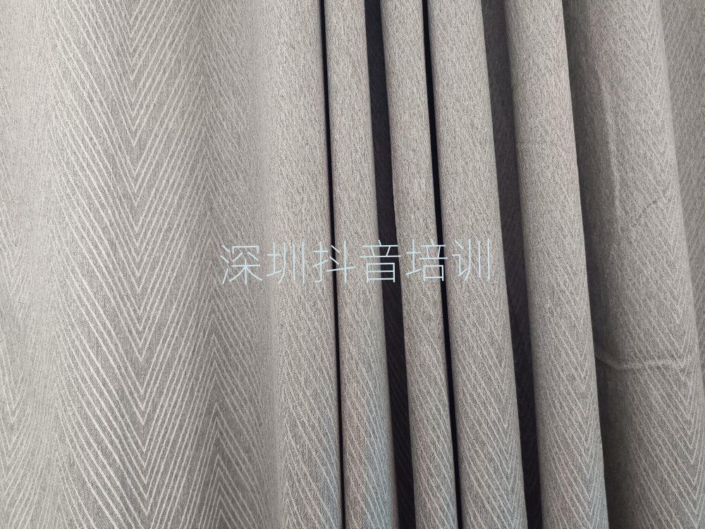 ������ɽ�^��̄��I�Ă��WУ�����δ�ȫһ�[